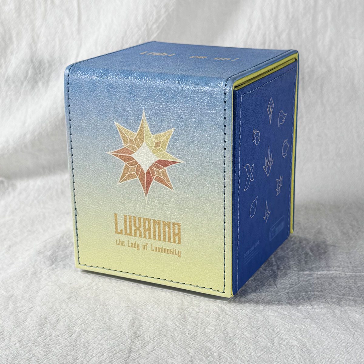 Atelier DeckBox: Luminous Verdict, Lux view 3