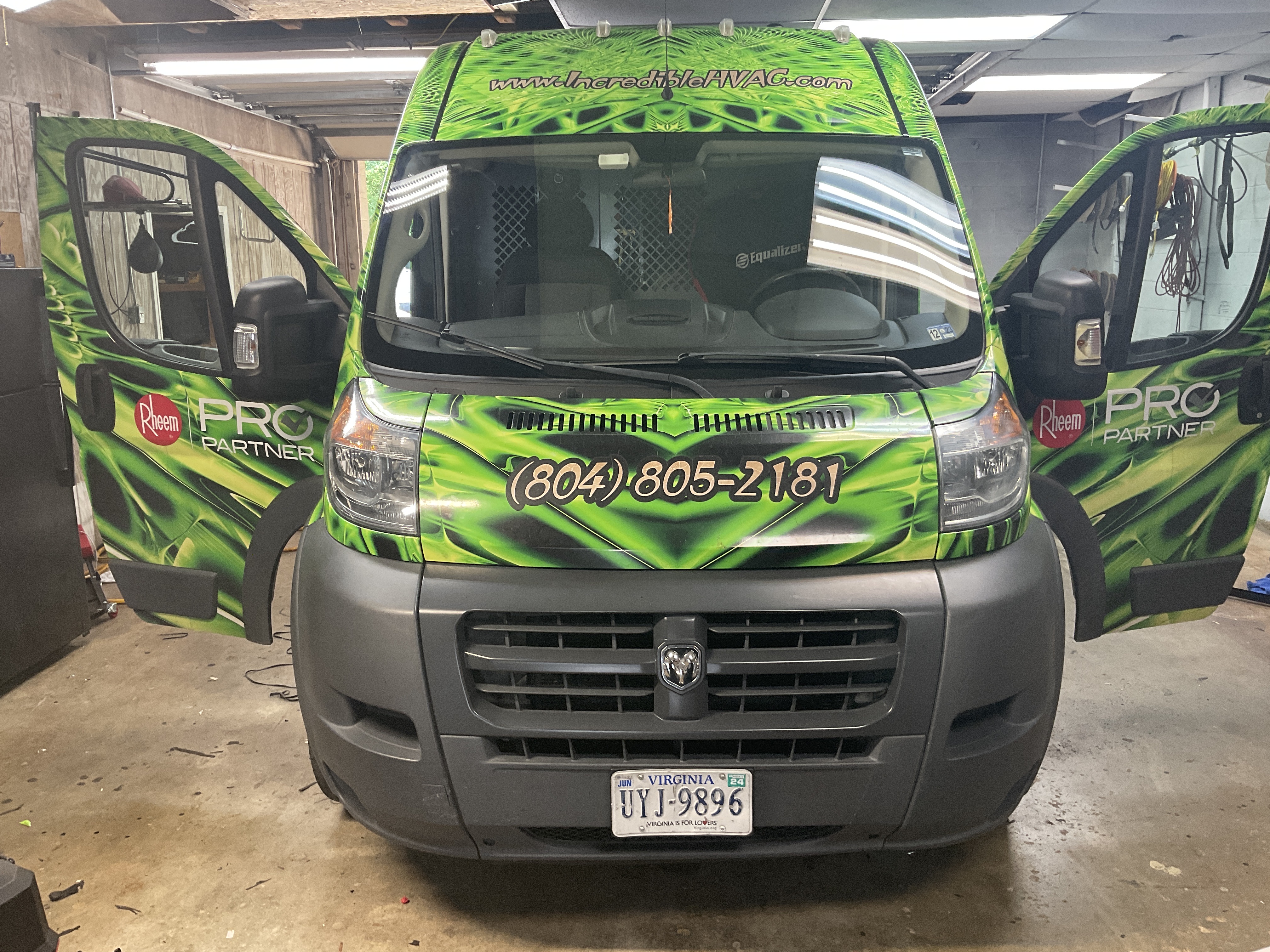Windshield Replacements — Legendary Auto Glass, Colonial Heights