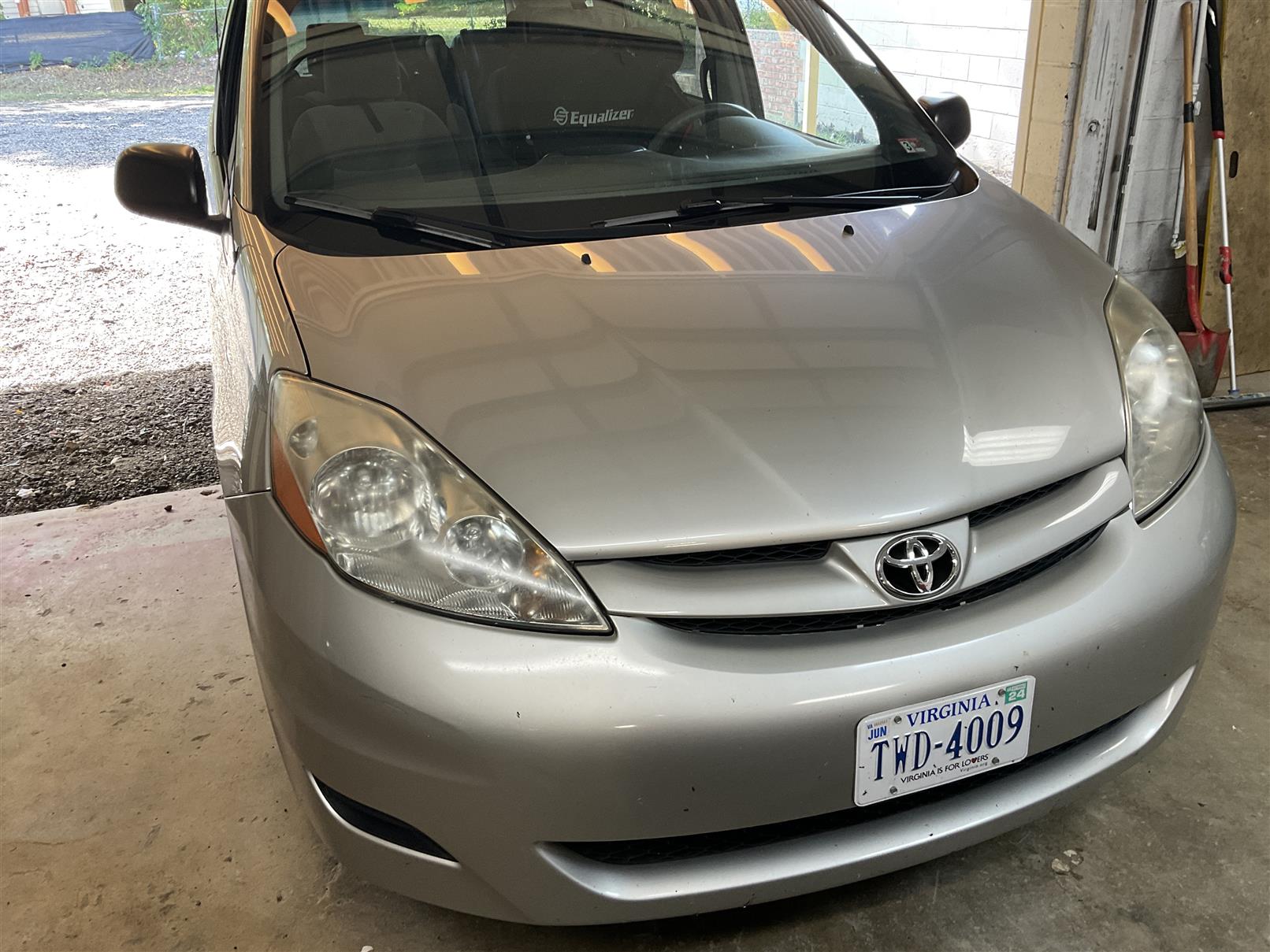 Windshield Replacements — Legendary Auto Glass, Colonial Heights