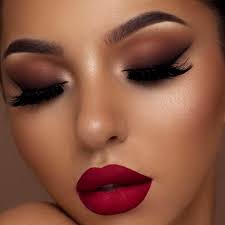 Luxury glam bold red lip