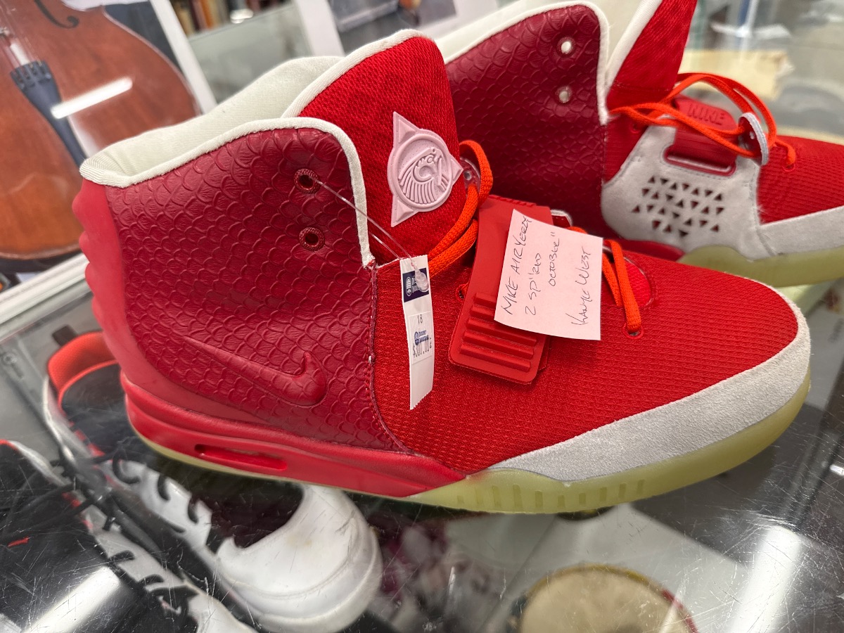 Nike Air Yeezy 2 Red October