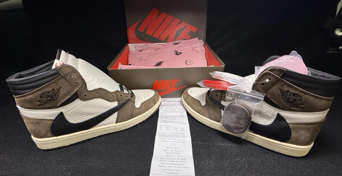 Nike Air Jordan 1 Low Travis Scott Mocha