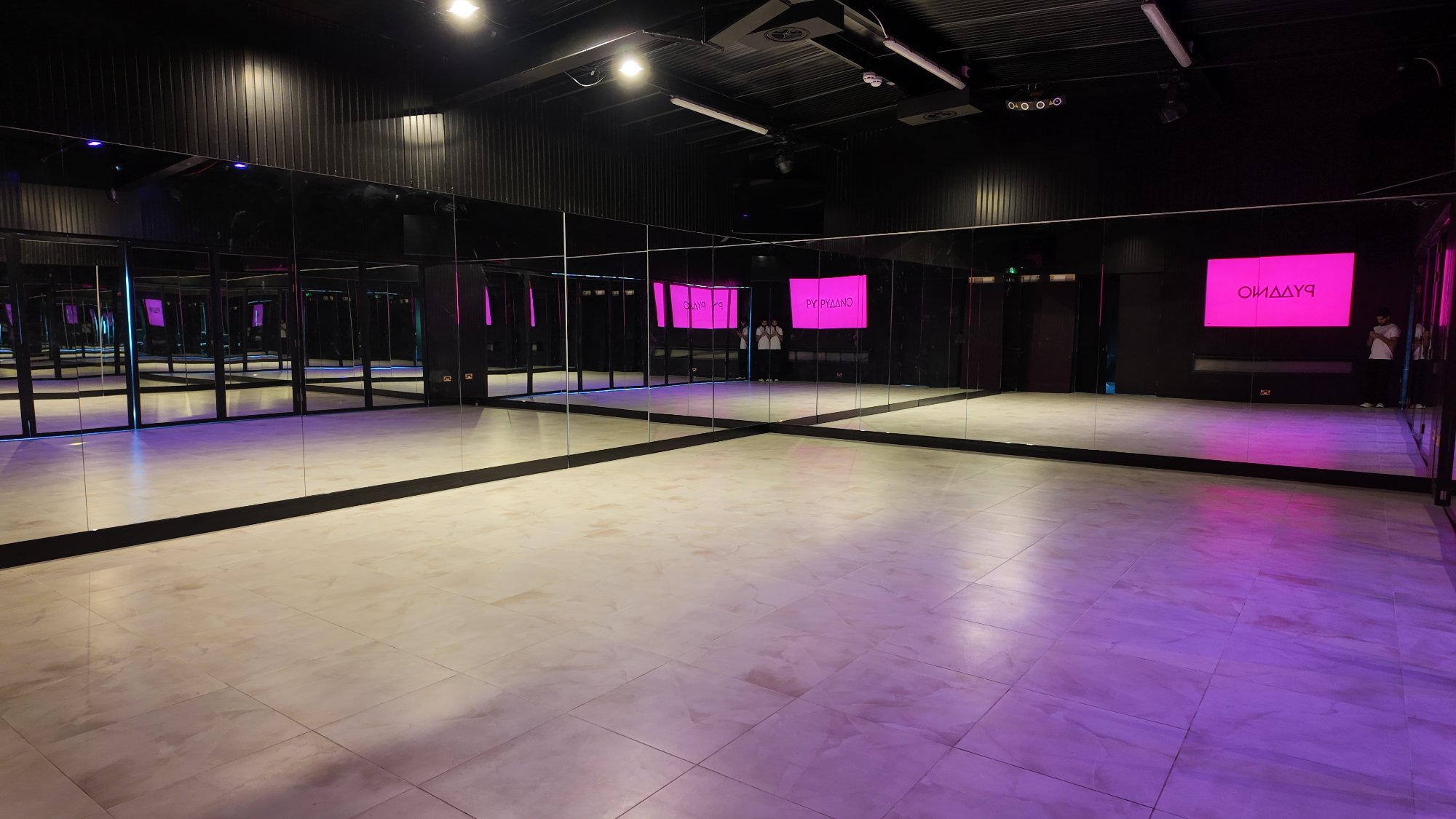 PYAANO Studio — speaker system and open space