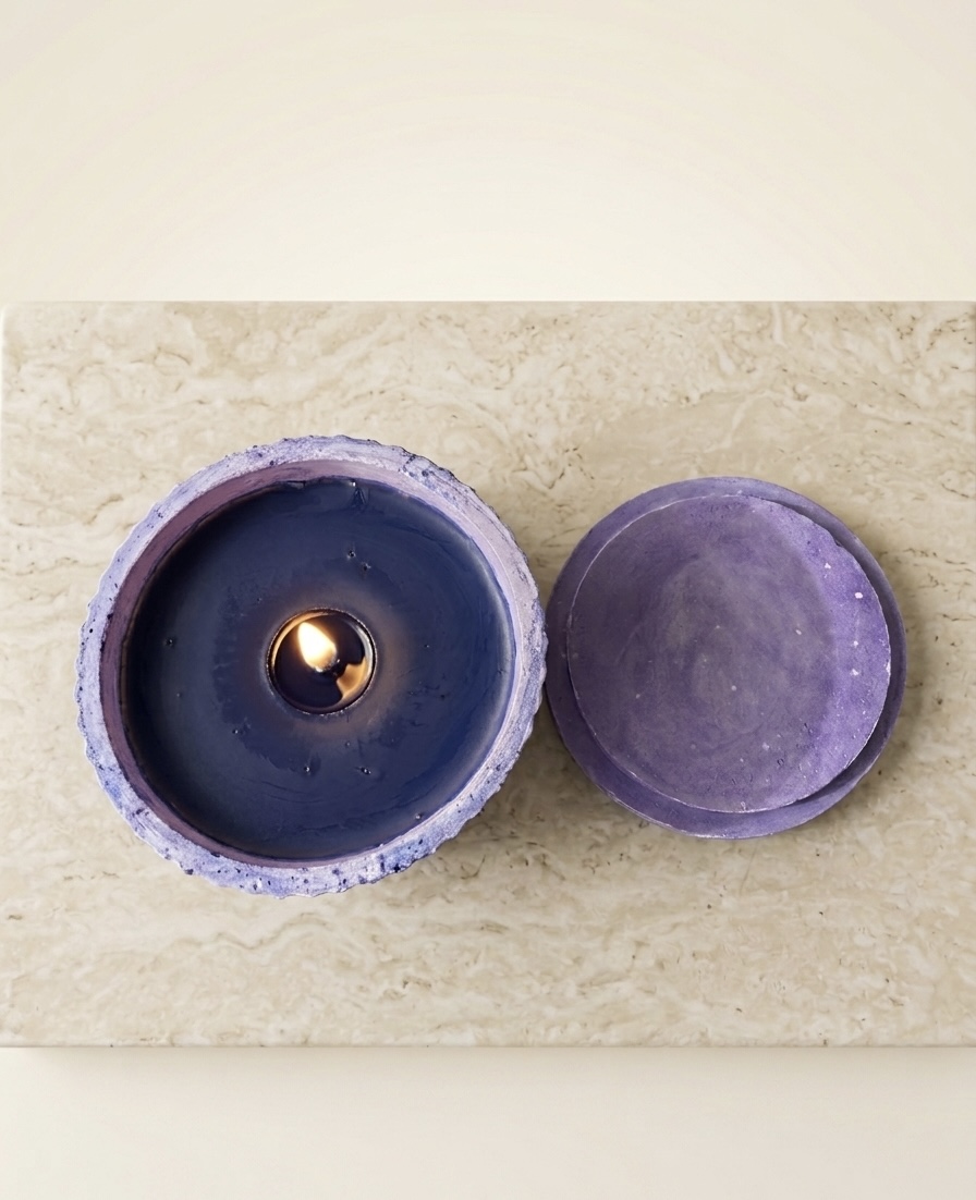 Amatista sculptural beeswax vessel — clean product shot, purple/lavender mica, wave stencil lid