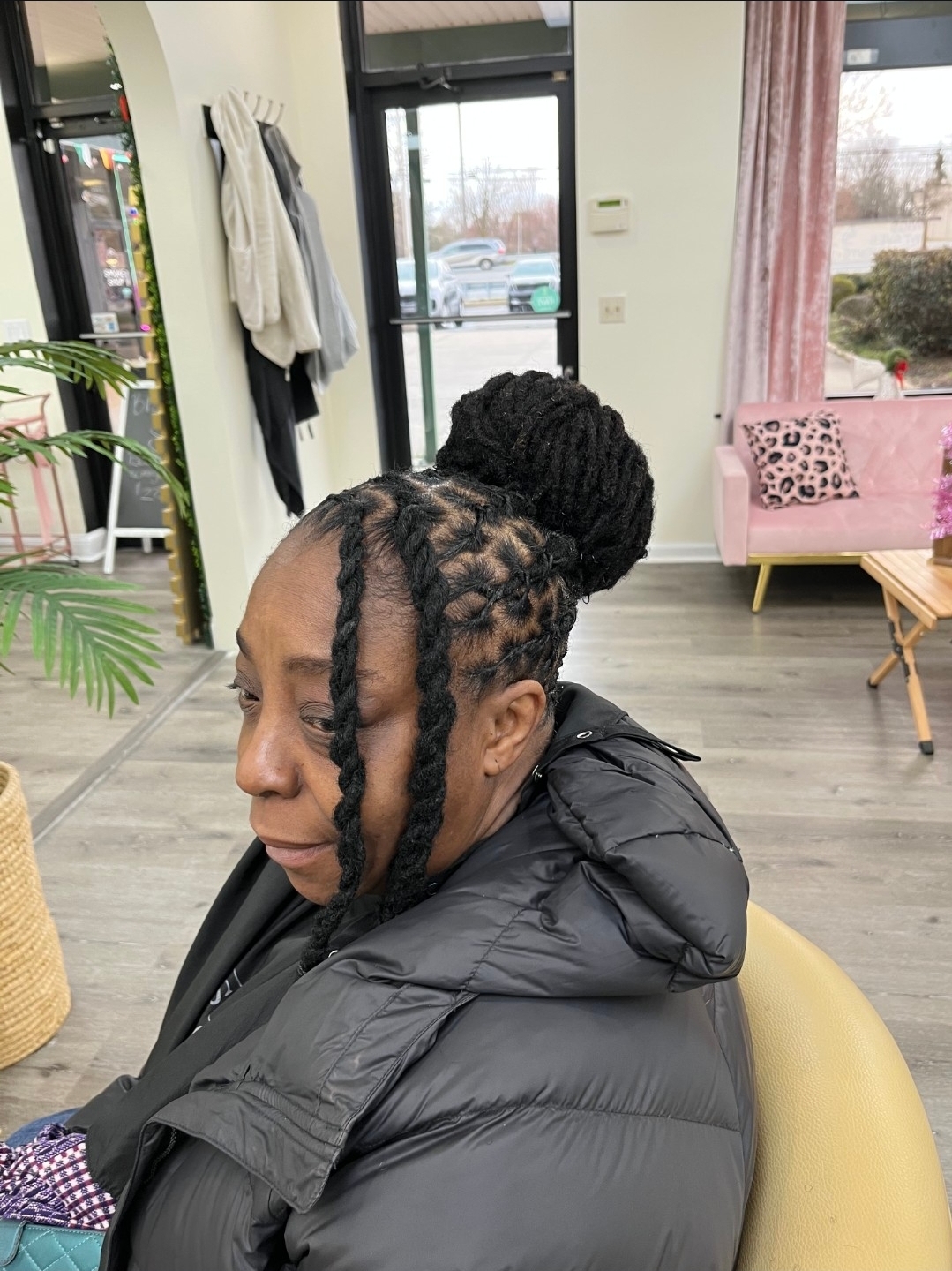 Loc styling at Sinkor Beauty Salon