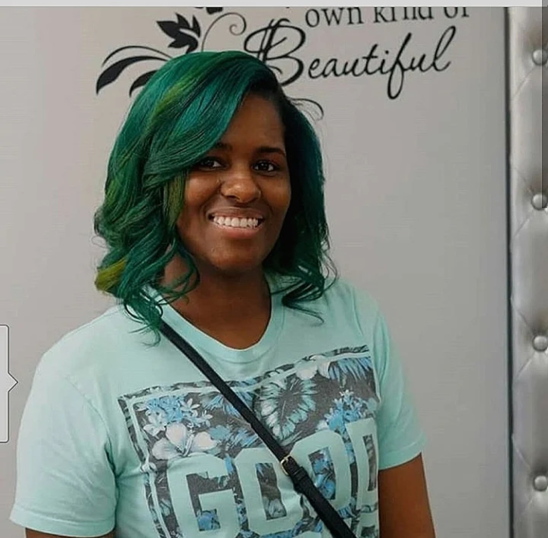 Hair Color — Emerald Green Bob