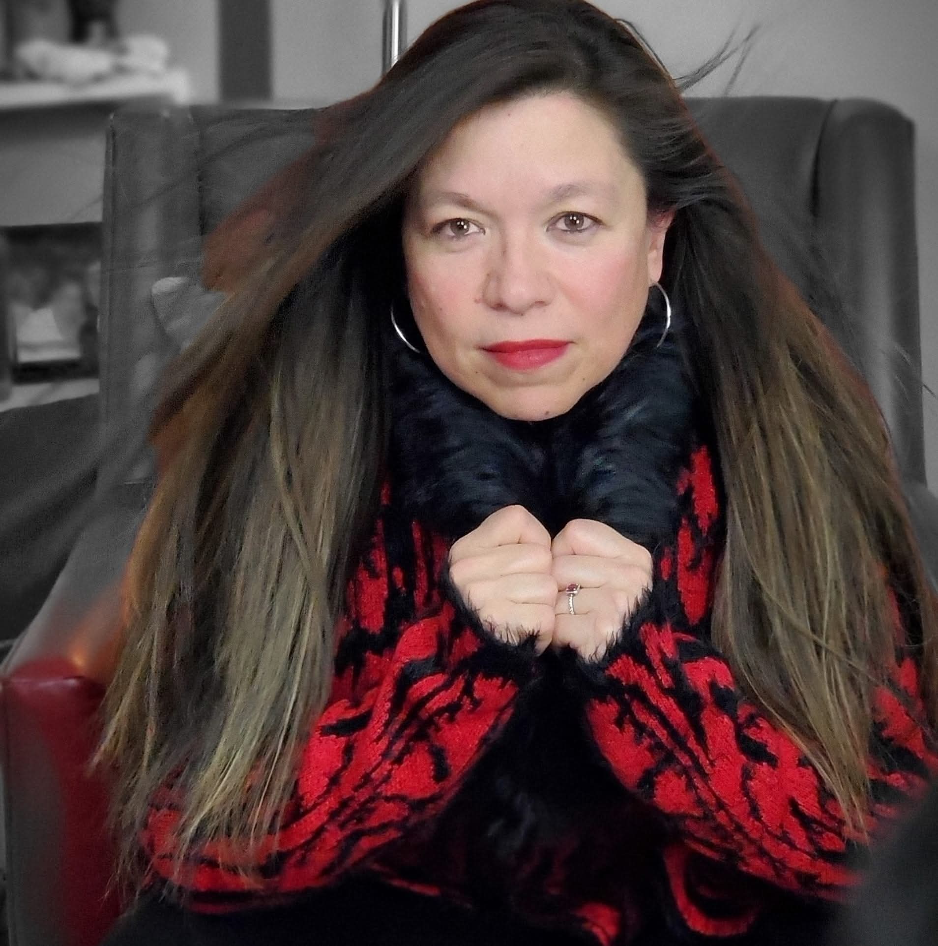 Eve Gomez — Portrait