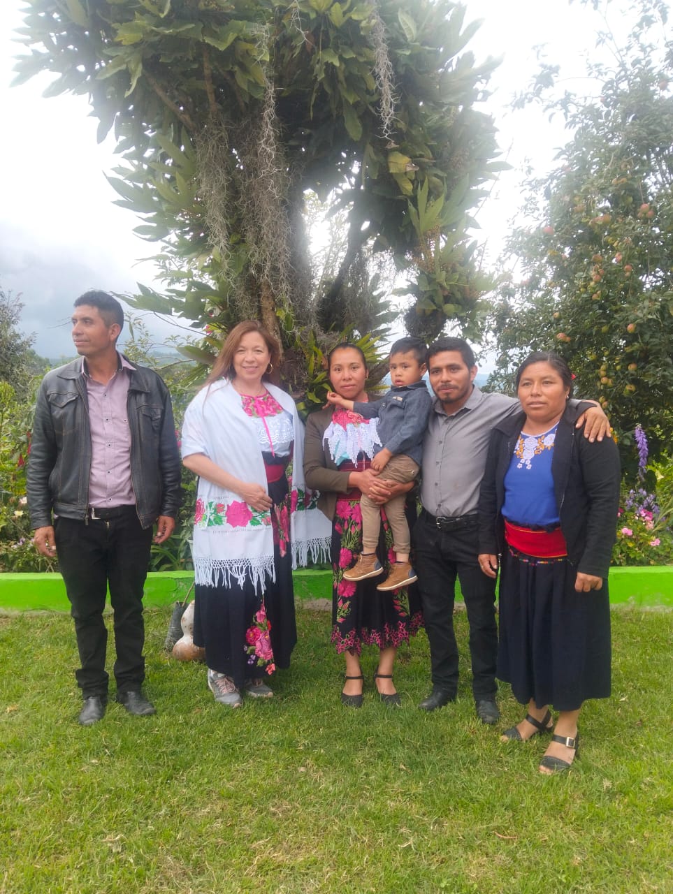 Eve Gomez — Group Photo