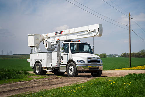 Terex Hi-Ranger XT55 Insulated Bucket Truck view 3