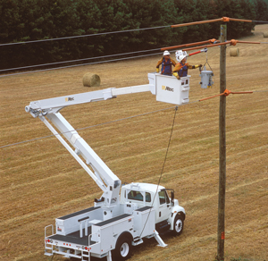 TowerReach 55 Insulated Aerial Bucket Truck view 3