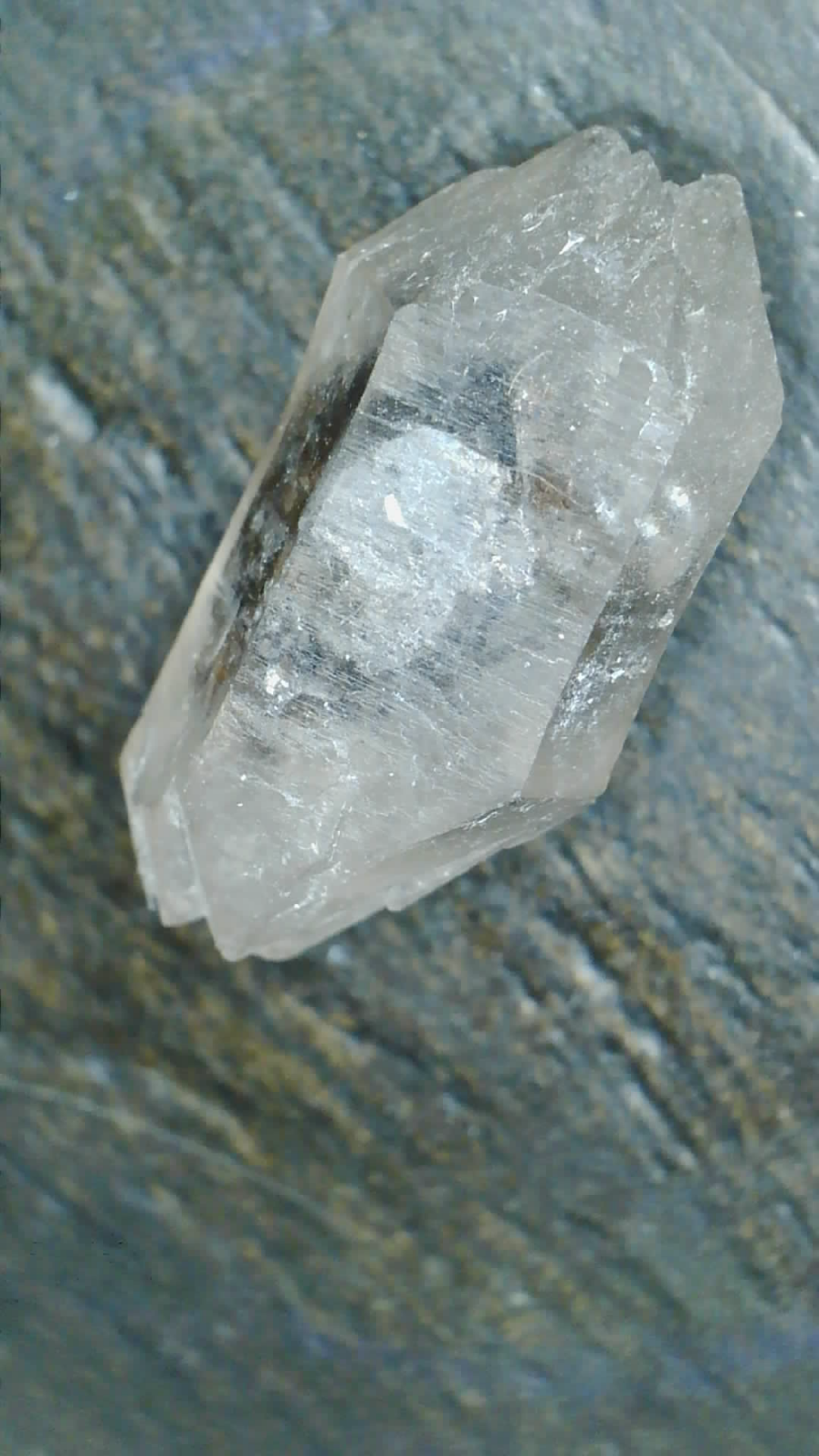 Double-terminated scepter quartz from Saltville area Smyth County Virginia Blue Ridge Diamond