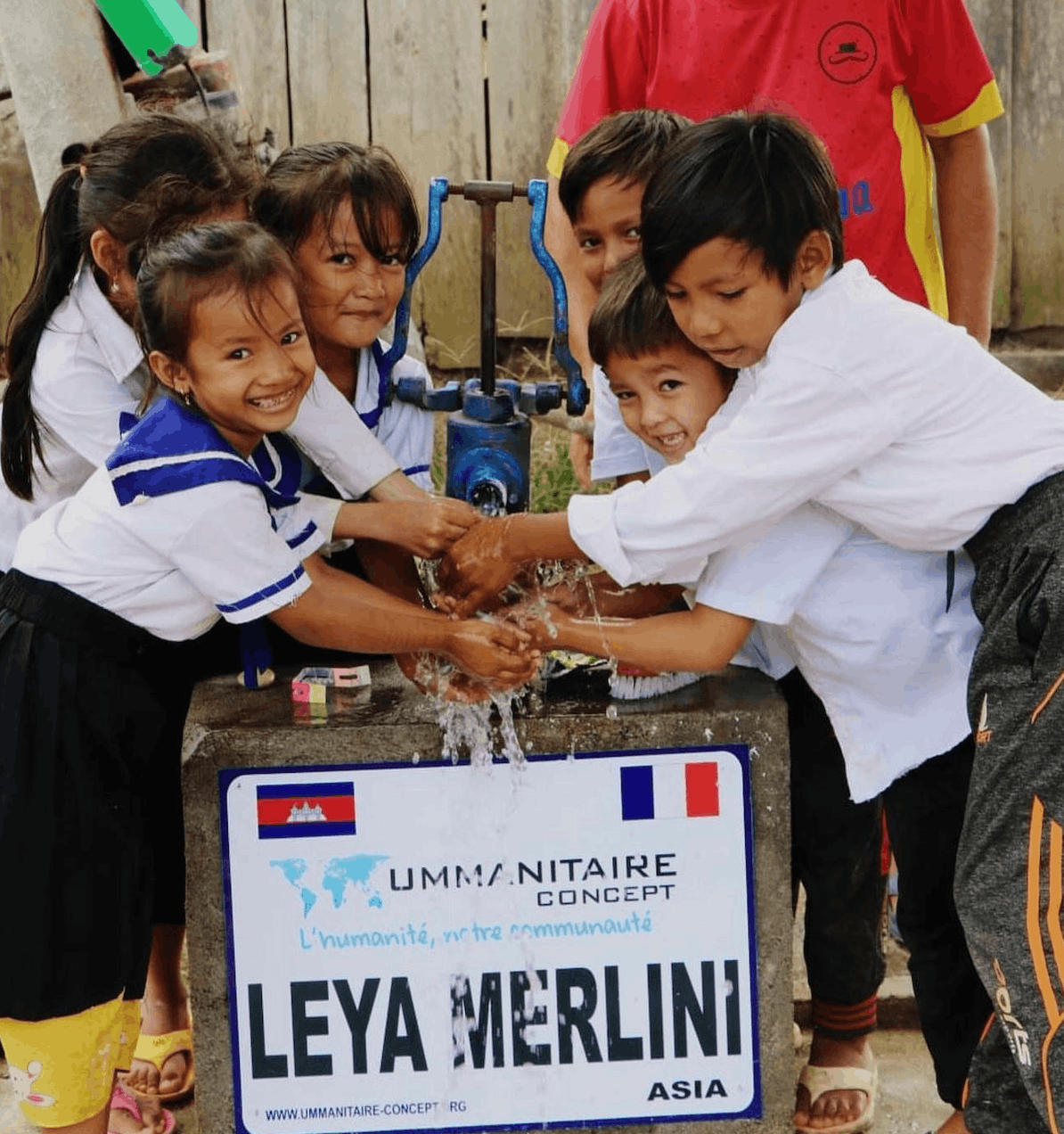 Puits au Cambodge financé par les œuvres de Leya