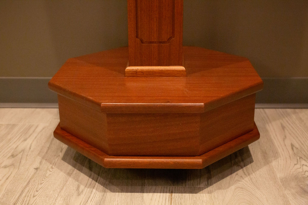 Octagonal base close-up