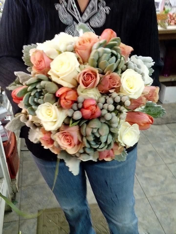 Succulent and rose bridal bouquet