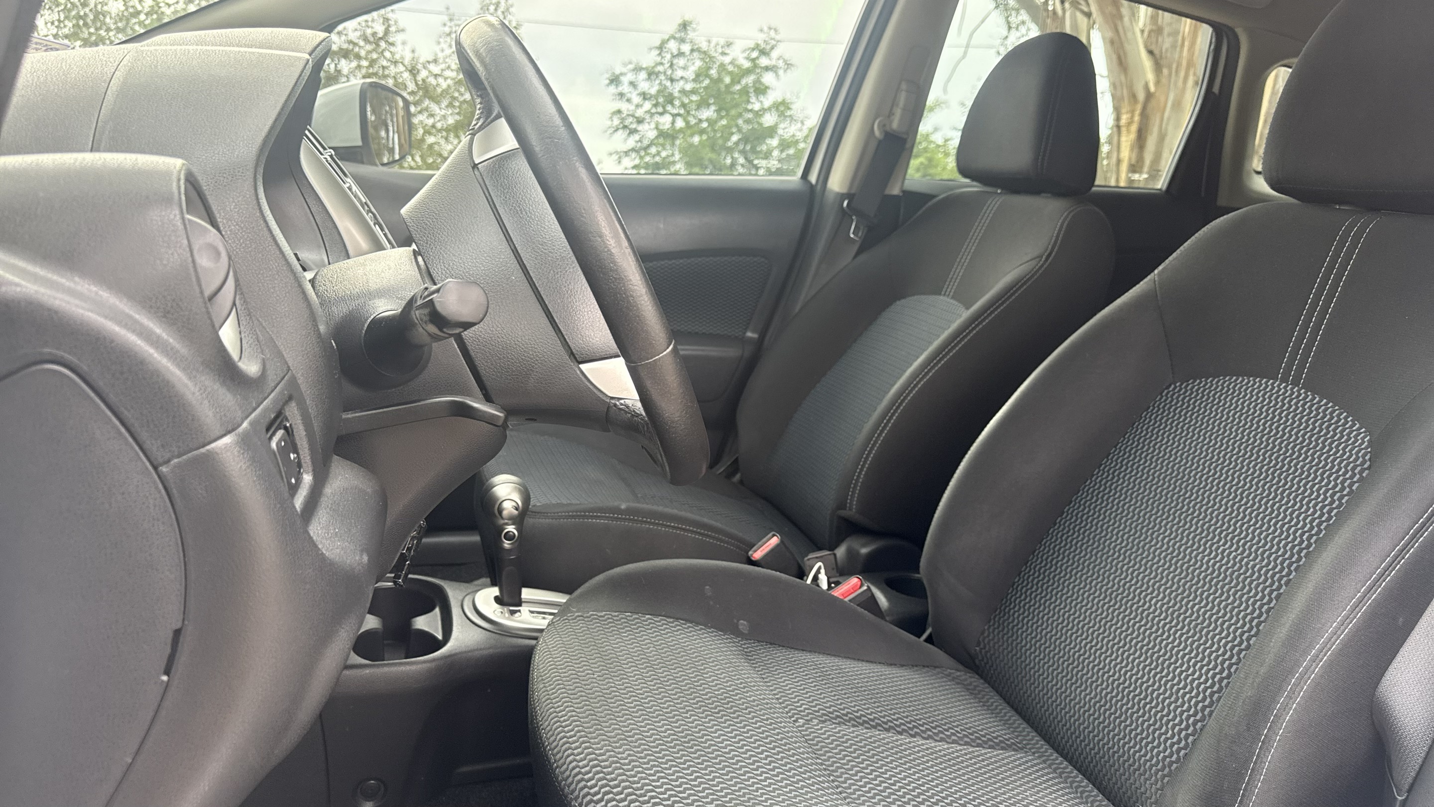 2015 Nissan Versa Note SV - Front seats interior