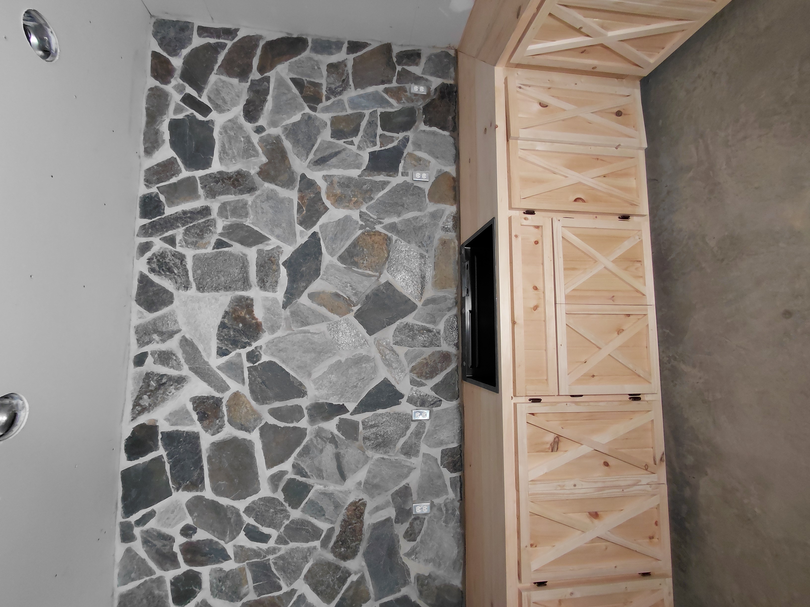 Custom Cabinets and Stonework — East Tennessee