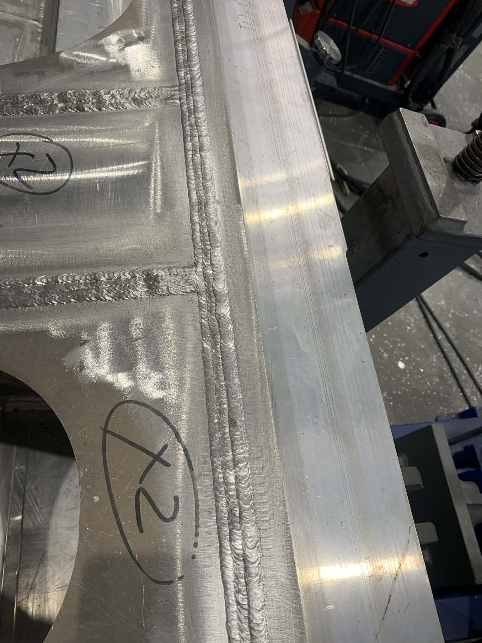 Cordons de soudure aluminium — structure ferroviaire