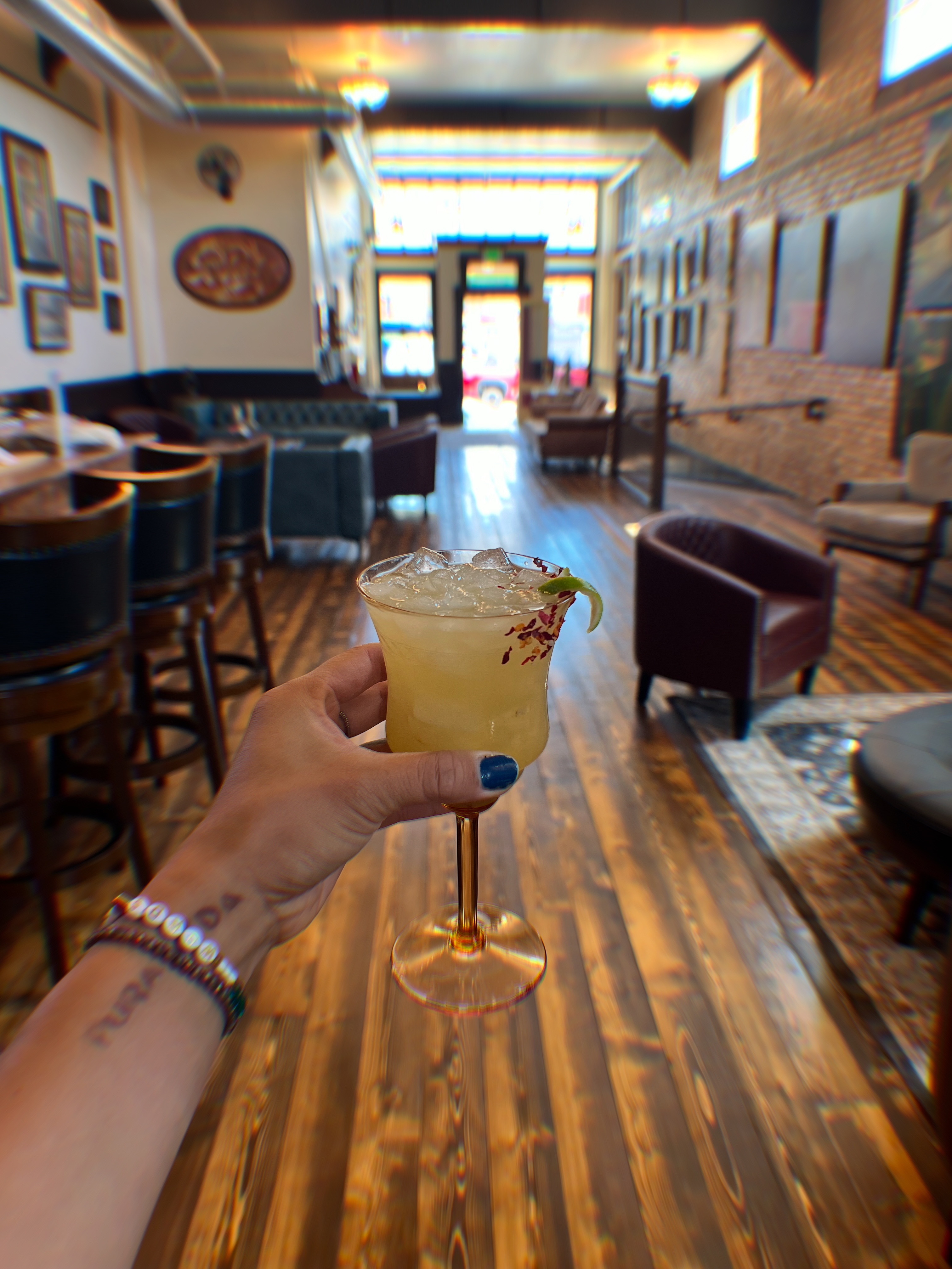 Whiz — lifestyle shot